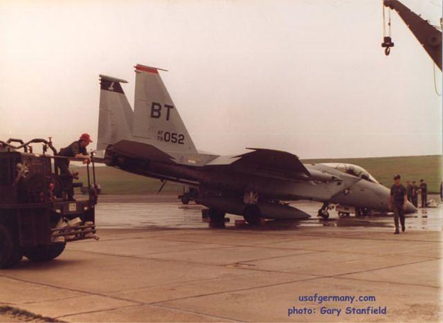 f15_79_052